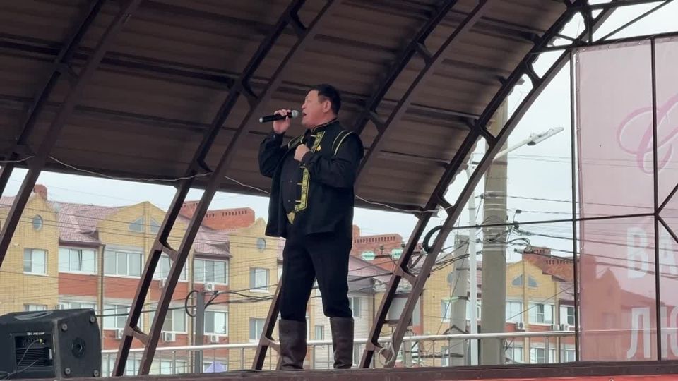 ��������� ���������� �Lady in Red� ��������� �� ��������� �����