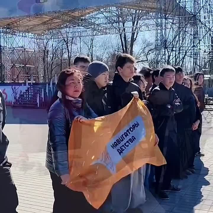 На площади Победы в парке «Дружба» начался традиционный конкурс профессионального мастерства «Лучший в своём деле», посвящённый Дню работников бытового обслуживания и ЖКХ