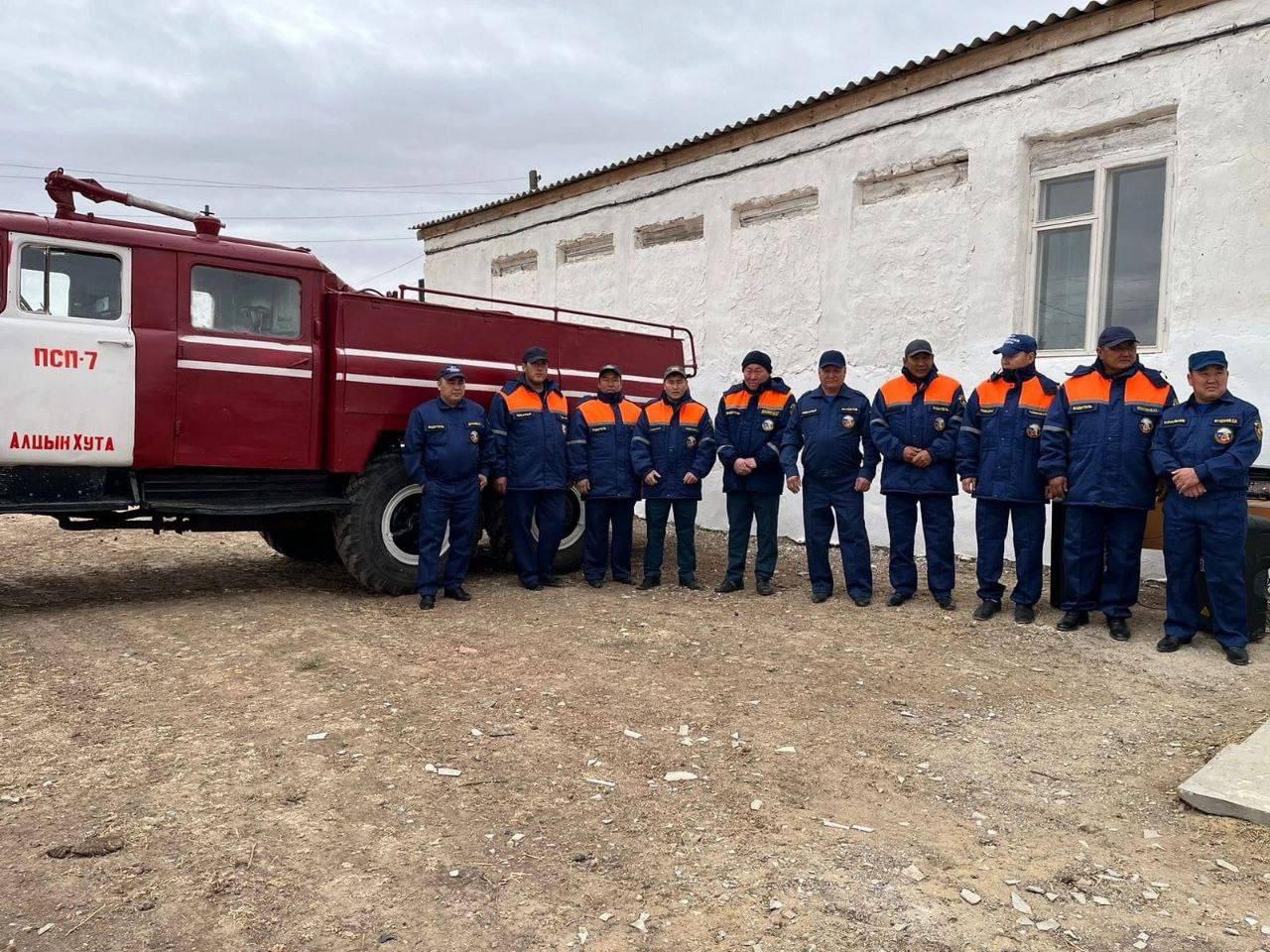 Поздравляем с профессиональным праздником - Днем работников бытового обслуживания населения и жилищнокоммунального хозяйства Поздравляем с профессиональным праздником - Днем работников бытового обслуживания населения и жилищнокоммунального хозяйства