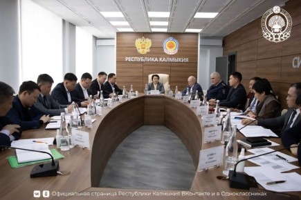 В Правительстве предметно обсудили маркирование сельскохозяйственных животных и повышение безопасности на дорогах республики