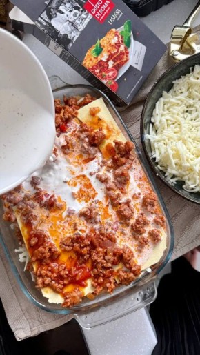 Как приготовить лазанью и быстро нарезать морковь по-корейски