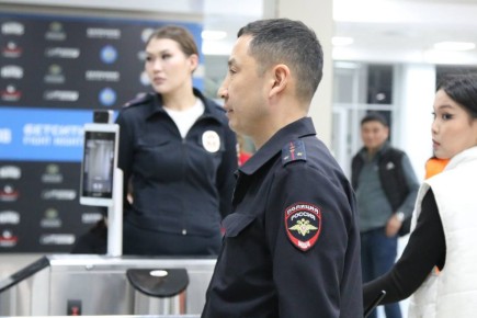 Сотрудники полиции Калмыкии обеспечили правопорядок во время проведения международного турнира по борьбе смешанным единоборствам «Бетсити Fight Nights 135»