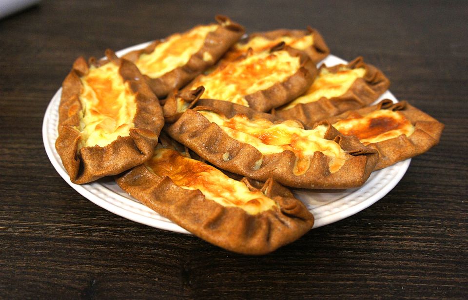 Русский стритфуд: традиции и современные тенденции в рецептах