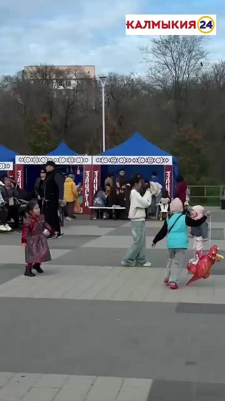 Атмосфера на Площади Победы прямо сейчас