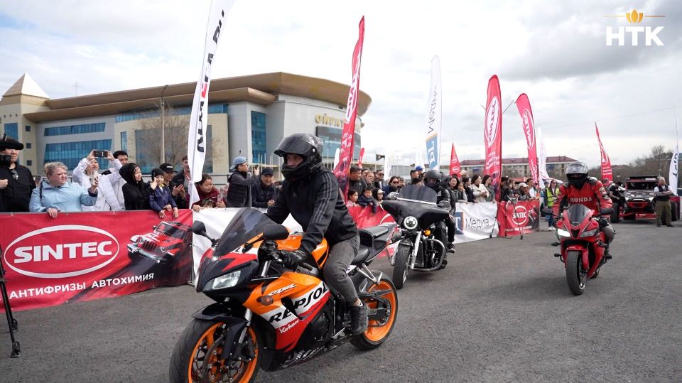 В Элисте состоялось открытие Кубка России по ралли – рейдам «Дикий тюльпан», а также первого внедорожного марафона по ралли – рейдам и серии Sintec Race