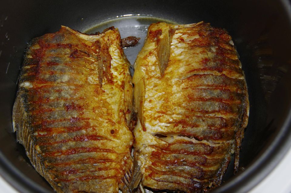 Речная рыба: кого лучше не жарить на сковороде