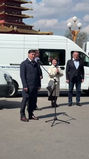 В торжественной церемонии приняли участие Глава Калмыкии Бату Хасиков, председатель Правительства РК Гиляна Бомхомджиева и генеральный директор Каспийского Трубопроводного Консорциума Николай Горбань