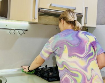 Кому не стоит доверять свою квартиру: шокирующие детALEs уборки после жильцов