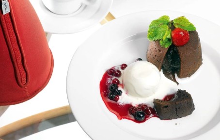 Шоколадные десерты на День влюбленных: вечные фавориты для романтического вечера