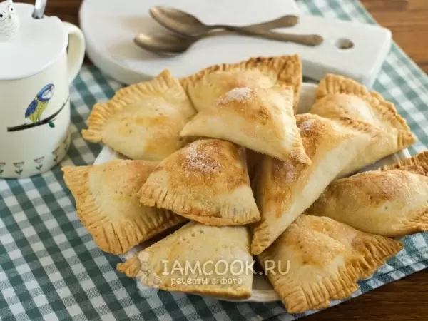 Летние пирожки для всей семьи: простые и быстрые рецепты