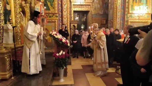 Светлая Пасха в Калмыкии. В Казанском кафедральном соборе Элисты прошло торжественное богослужение в честь Христова Воскресения