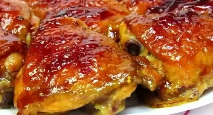 Куриные бедра в медово-соевом соусе: сочность и вкус в каждой детали