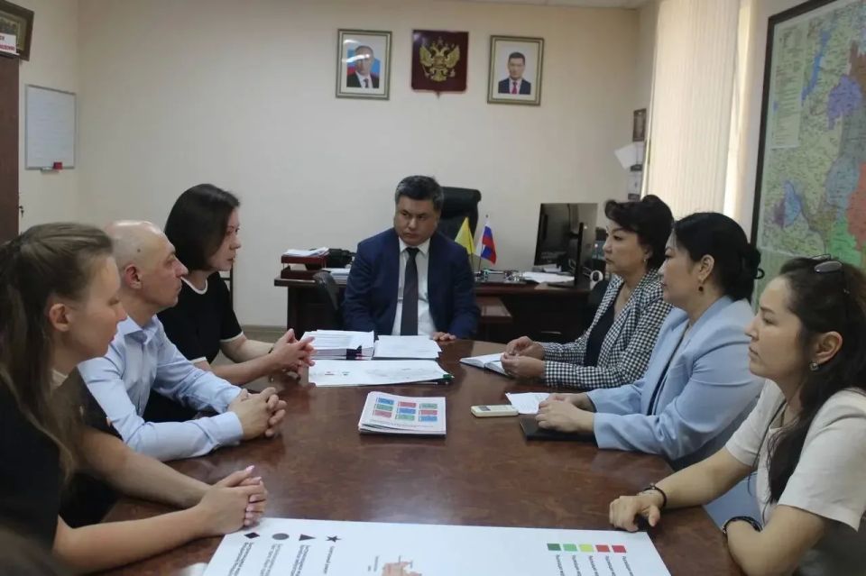 Специалисты федерального центра Минздрава России работают в Калмыкии Специалисты федерального центра Минздрава России работают в Калмыкии