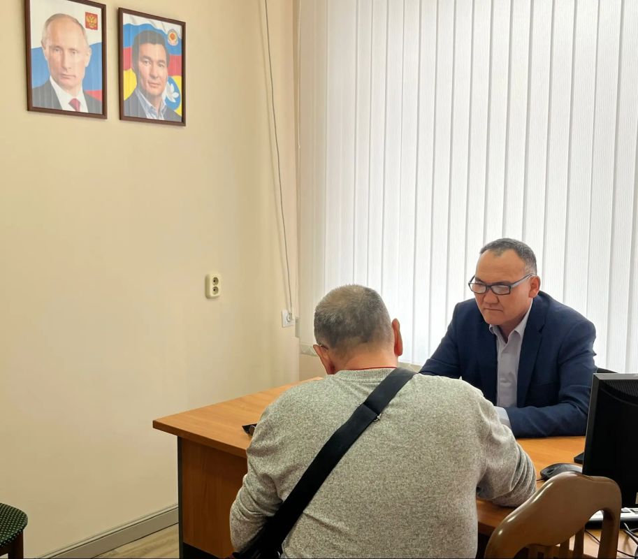 #ОбратнаяСвязь. Депутаты Элистинского городского Собрания продолжают активно работать с населением, проводя регулярные приемы граждан