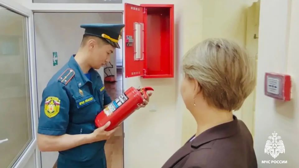 Инспекторы госпожнадзора провели выездную проверку по соблюдению требований пожарной безопасности в Республиканском Центре содействия семейному воспитанию
