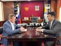 Состоялась рабочая встреча председателя Избирательной комиссии Республики Калмыкия Бемби Чужаева с председателем Народного Хурала (Парламента) Республики Калмыкия седьмого созыва Артемом Михайловым