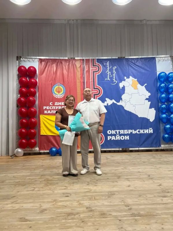 Сегодня, 5 июля, в День Республики Калмыкия, депутаты Народного Хурала (Парламента) седьмого созыва провели традиционную акцию Сегодня, 5 июля, в День Республики Калмыкия, депутаты Народного Хурала (Парламента) седьмого созыва провели традиционную акцию