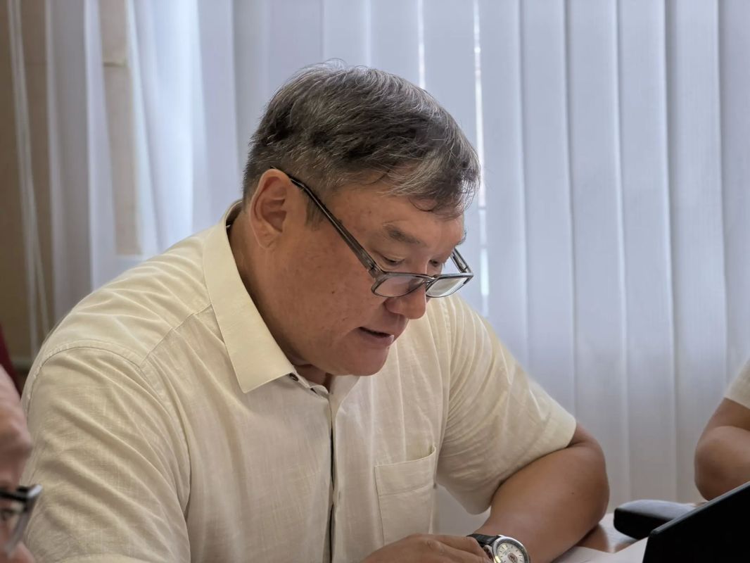 Под председательством Михаила Кокаева состоялось заседание комитета Народного Хурала Калмыкии по аграрным вопросам, природопользованию и развитию аридных территорий Под председательством Михаила Кокаева состоялось заседание комитета Народного Хурала Калмыкии по аграрным вопросам, природопользованию и развитию аридных территорий