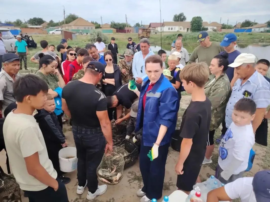 В Лаганском районе Калмыкии ярко отмечают День рыбака В Лаганском районе Калмыкии ярко отмечают День рыбака