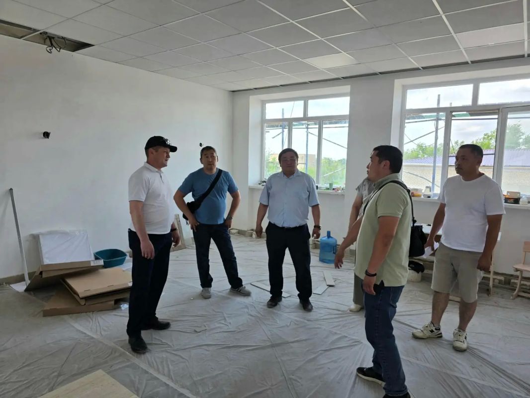 В Калмыкии продолжается модернизация школьной инфраструктуры В Калмыкии продолжается модернизация школьной инфраструктуры