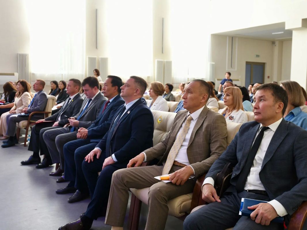 В Элисте проходит XVII Общее собрание членов Представительства муниципальных контрольносчетных органов в Южном федеральном округе! В Элисте проходит XVII Общее собрание членов Представительства муниципальных контрольносчетных органов в Южном федеральном округе!
