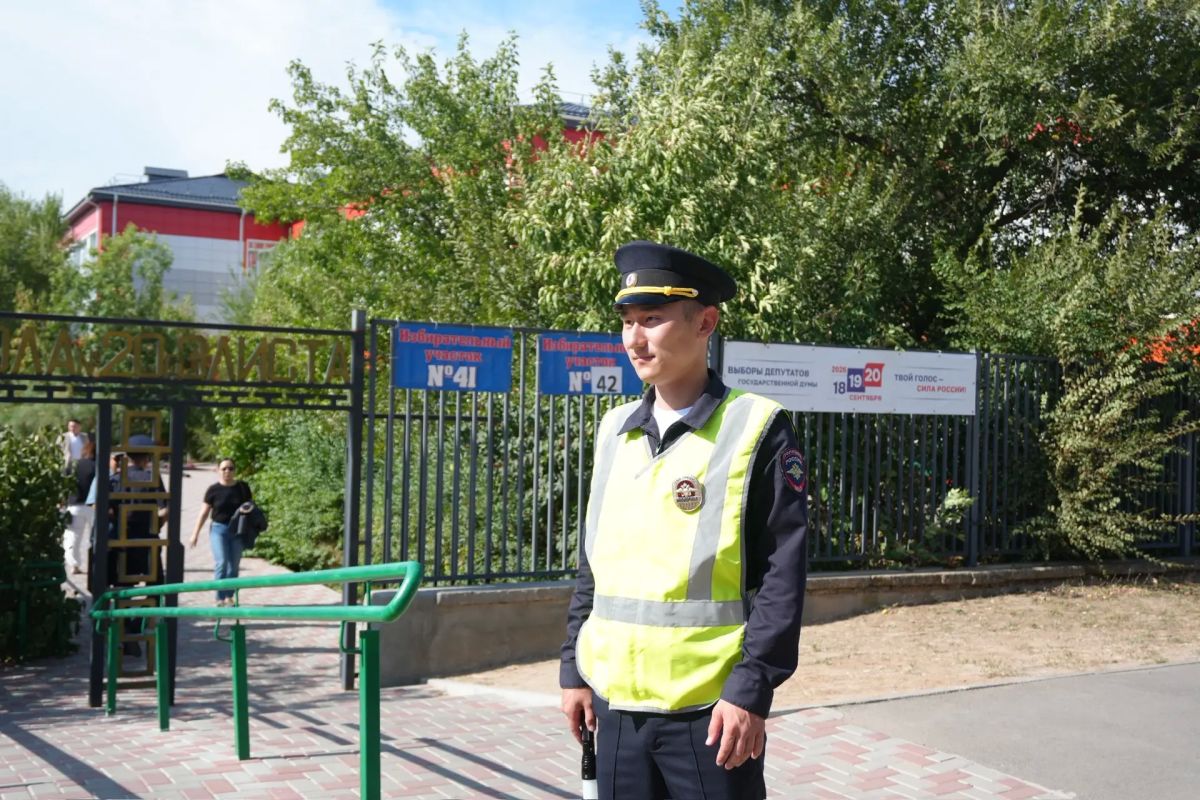 Полиция Калмыкии на страже порядка Полиция Калмыкии на страже порядка