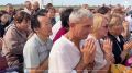В Лагани прошёл ритуал омовения и освящения статуи Будды Майтрейи