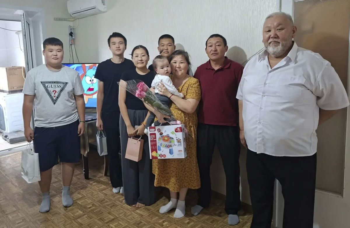 Калмыкия отметила День многодетной семьи! Калмыкия отметила День многодетной семьи!
