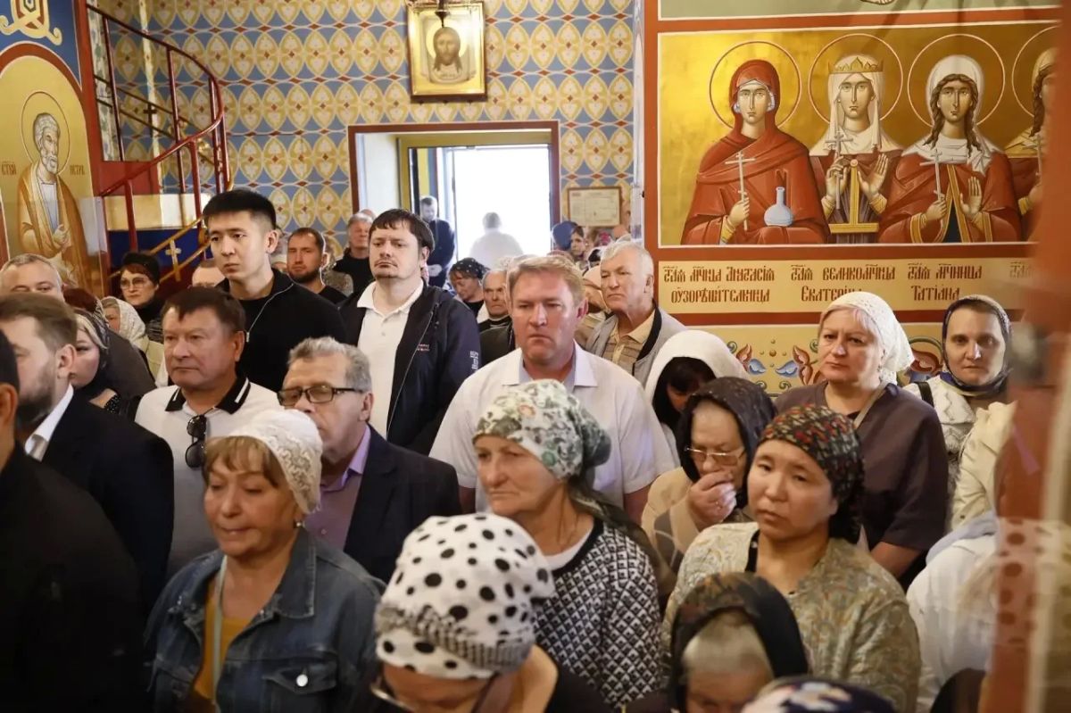 Бату Хасиков: В Калмыкии простились с первым правящим архиереем Элистинской и Калмыцкой епархии архиепископом Зосимой Бату Хасиков: В Калмыкии простились с первым правящим архиереем Элистинской и Калмыцкой епархии архиепископом Зосимой