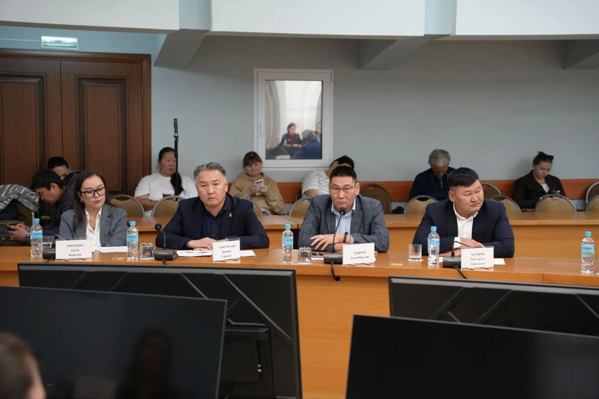 В конференц-зале Дома Правительства состоялось очередное заседание Совета по делам инвалидов при Главе Республики Калмыкия В конференц-зале Дома Правительства состоялось очередное заседание Совета по делам инвалидов при Главе Республики Калмыкия