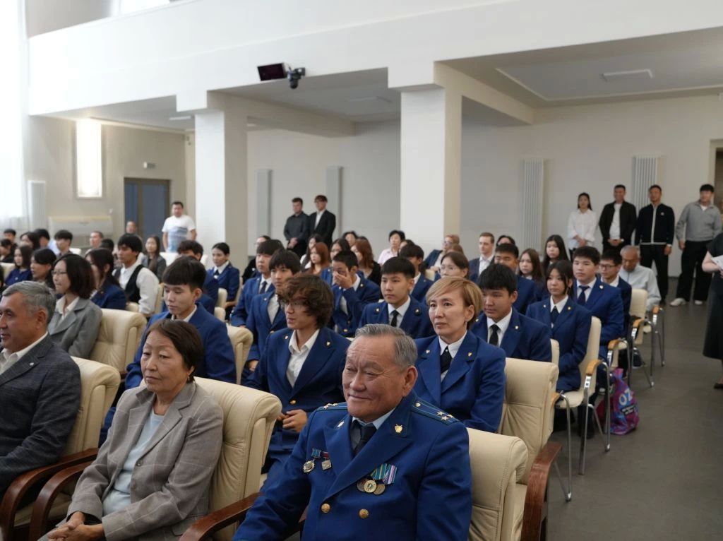 Председатель Народного Хурала (Парламента) Республики Калмыкия Артем Михайлов стал почетным гостем Всероссийской научно-практической конференции «Нюрнбергский процесс: правосудие, память, ответственность», организованной... Председатель Народного Хурала (Парламента) Республики Калмыкия Артем Михайлов стал почетным гостем Всероссийской научно-практической конференции «Нюрнбергский процесс: правосудие, память, ответственность», организованной...