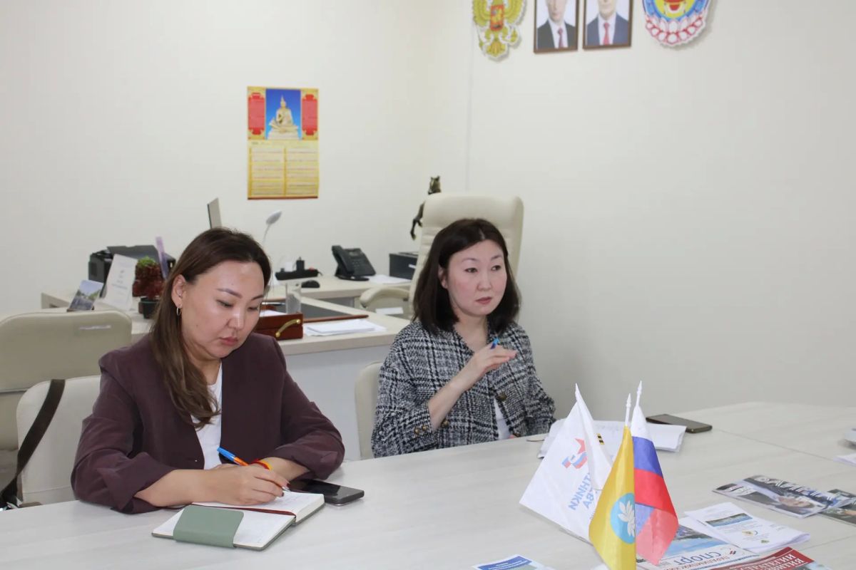 Минздрав Калмыкии и Фонд «Защитники Отечества» обсудили вопросы медицинского сопровождения ветеранов Минздрав Калмыкии и Фонд «Защитники Отечества» обсудили вопросы медицинского сопровождения ветеранов