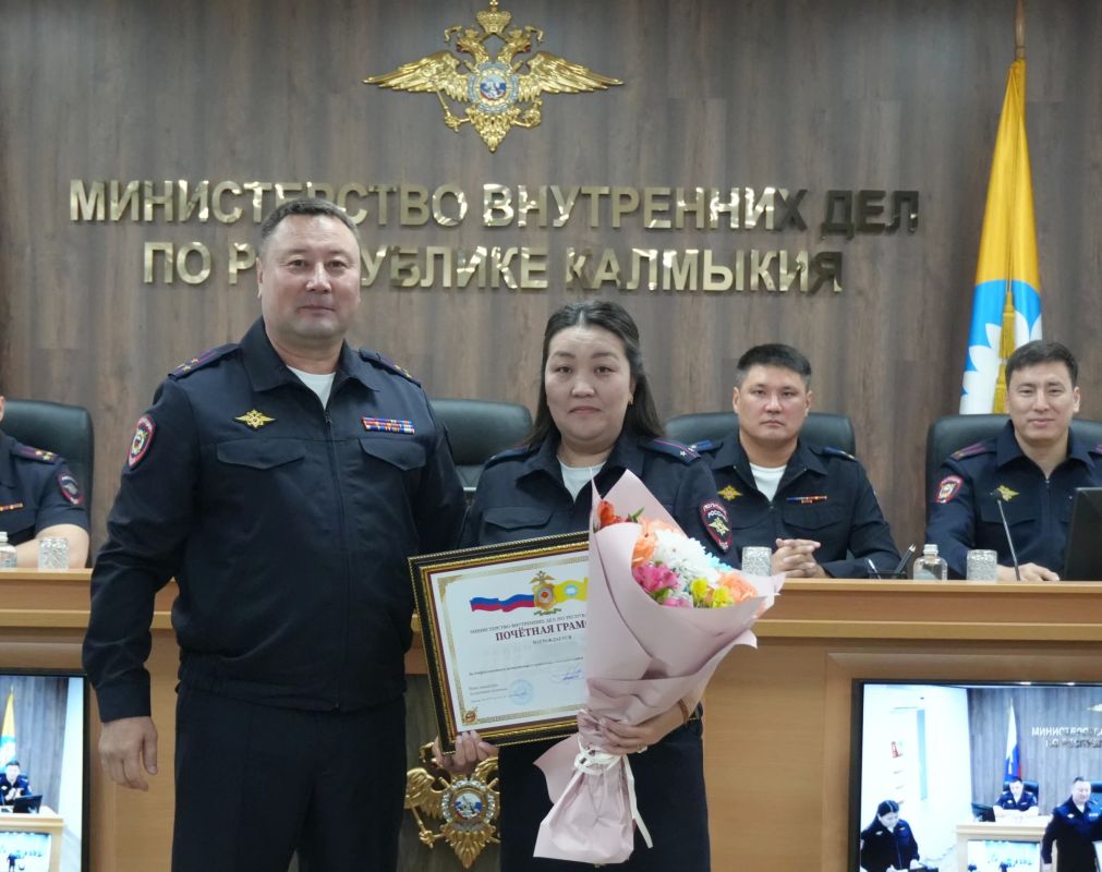 В Министерстве внутренних дел по Республике Калмыкия состоялось еженедельное совещание, посвященное обсуждению вопросов оперативно-служебной деятельности ведомства В Министерстве внутренних дел по Республике Калмыкия состоялось еженедельное совещание, посвященное обсуждению вопросов оперативно-служебной деятельности ведомства