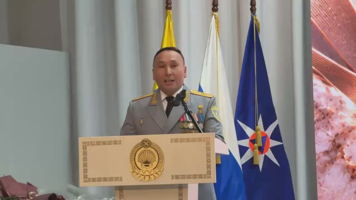 «Я горжусь каждым из вас»: Мерген Мальтинов рассказал о становлении пожарной охраны Калмыкии