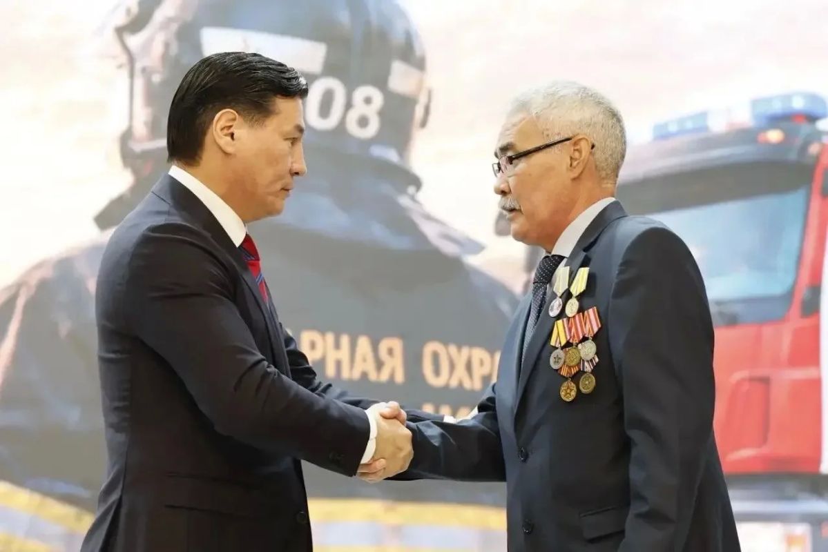 Сегодня – 100 лет Пожарной охране Калмыкии Сегодня – 100 лет Пожарной охране Калмыкии