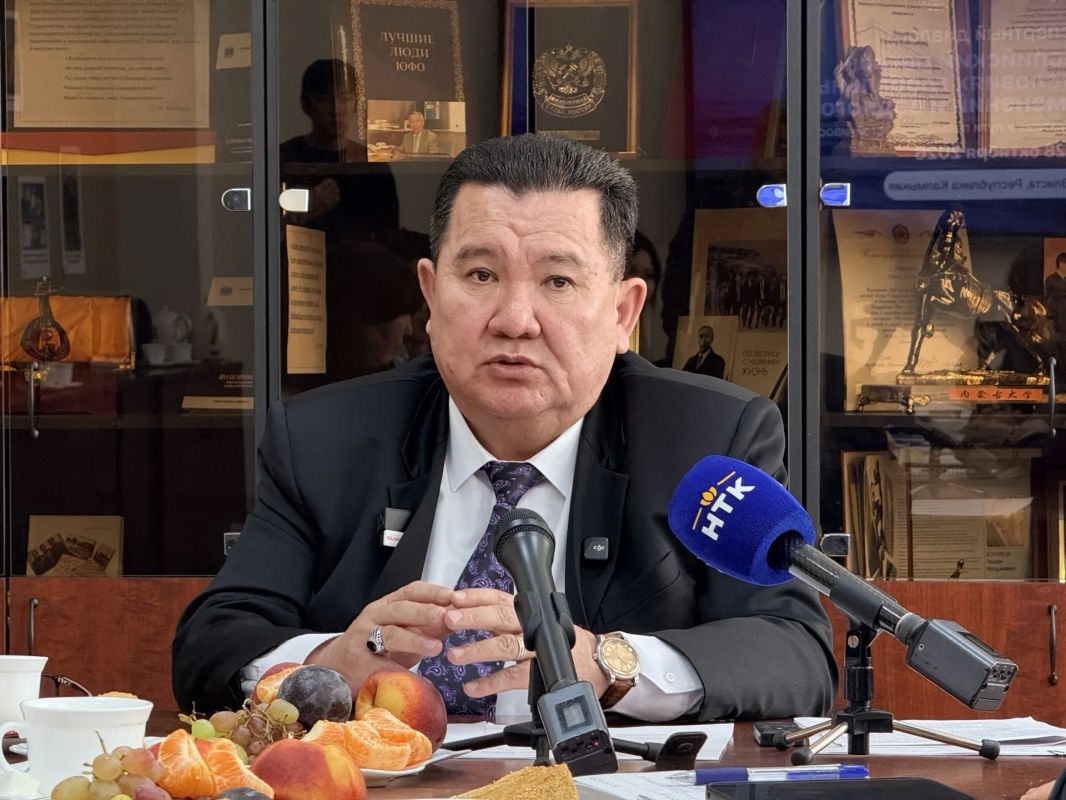 Программа Каспийского форума: от пленарных заседаний до молодёжной школы Программа Каспийского форума: от пленарных заседаний до молодёжной школы