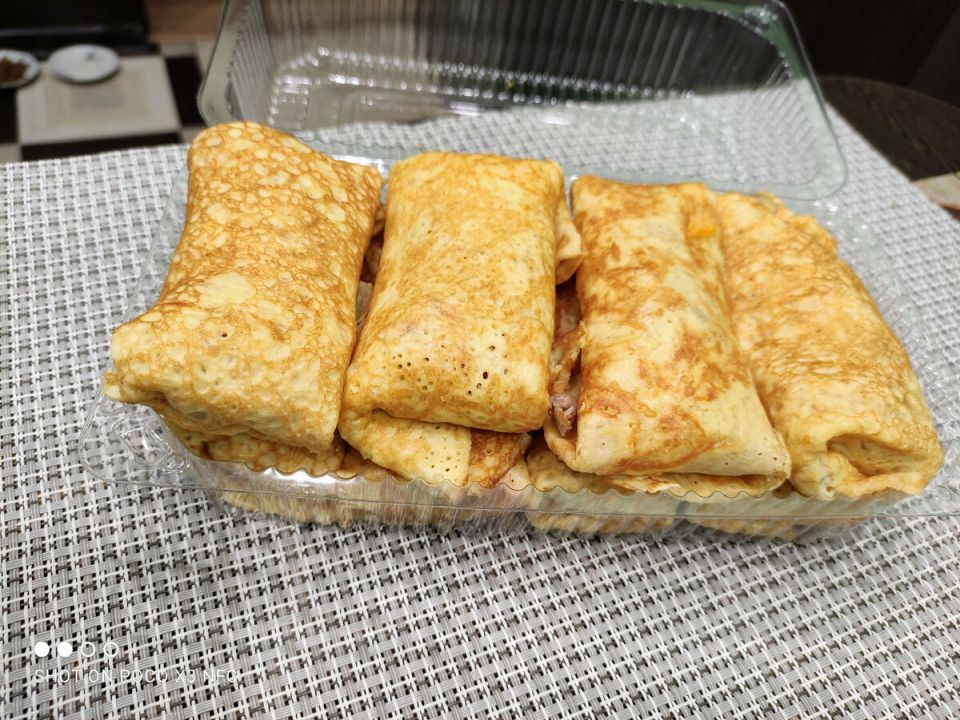 Сырные кето-блинчики с мясной начинкой: идеальный рецепт для гурманов