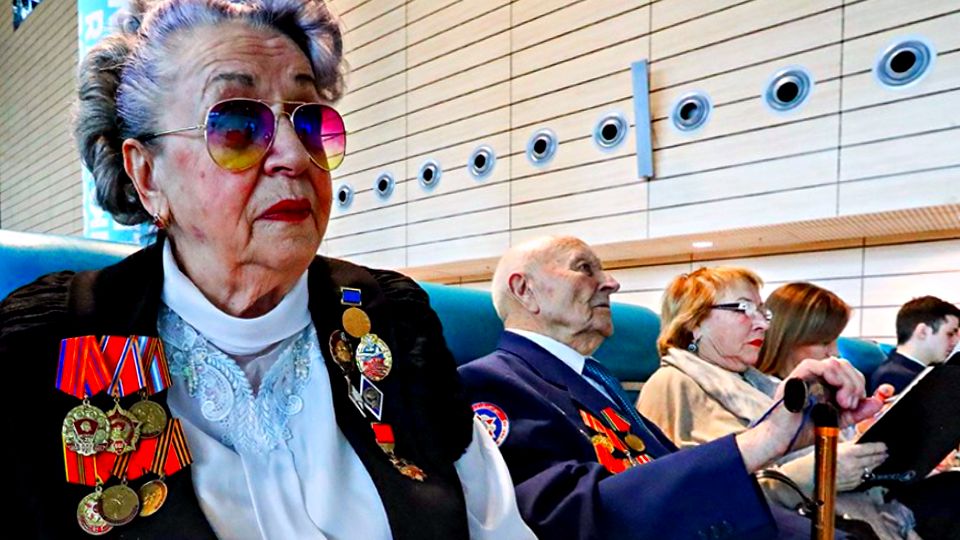 Как ветераны труда могут получить законные льготы без бюрократических препон