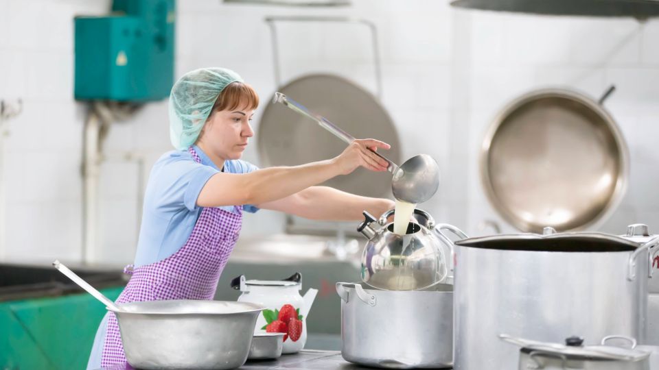 У иностранок так не принято: какие привычки российских хозяек их удивляют