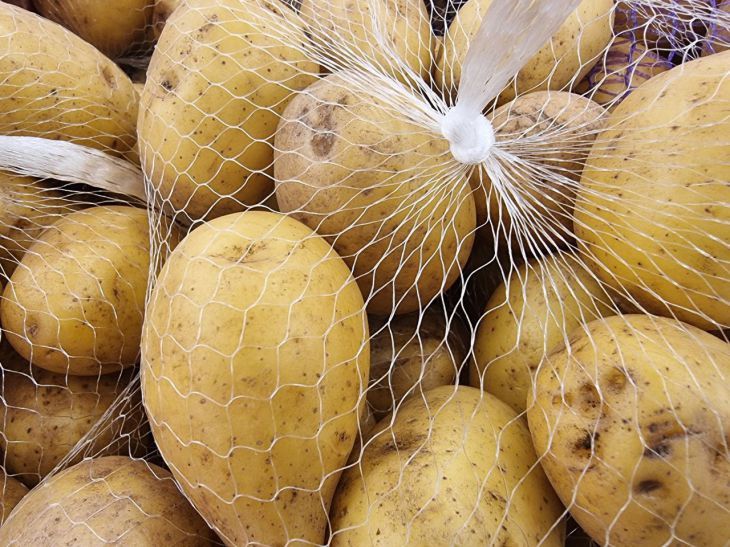 Почему картофель на пюре нельзя нарезать при варке: так поступают многие, но это ошибка