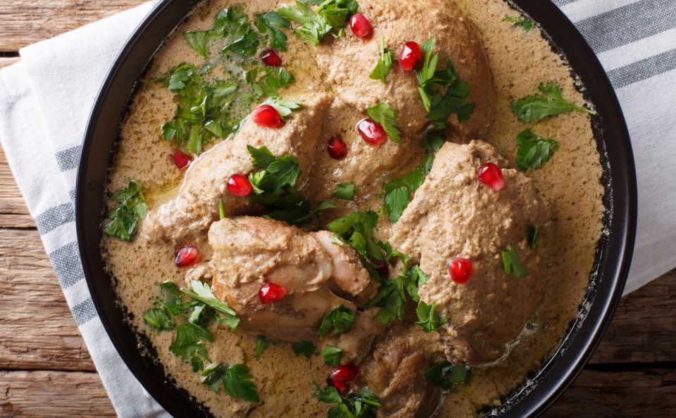 Сациви за вечер: как из обычной курицы и орехов сделать праздник — 6 простых шагов