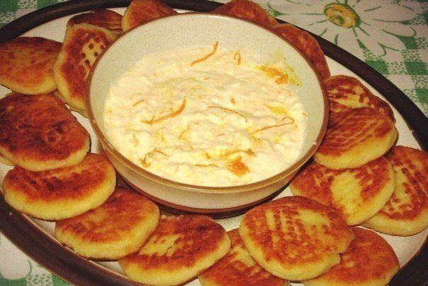 Нежные сырники с ярким апельсиновым вкусом