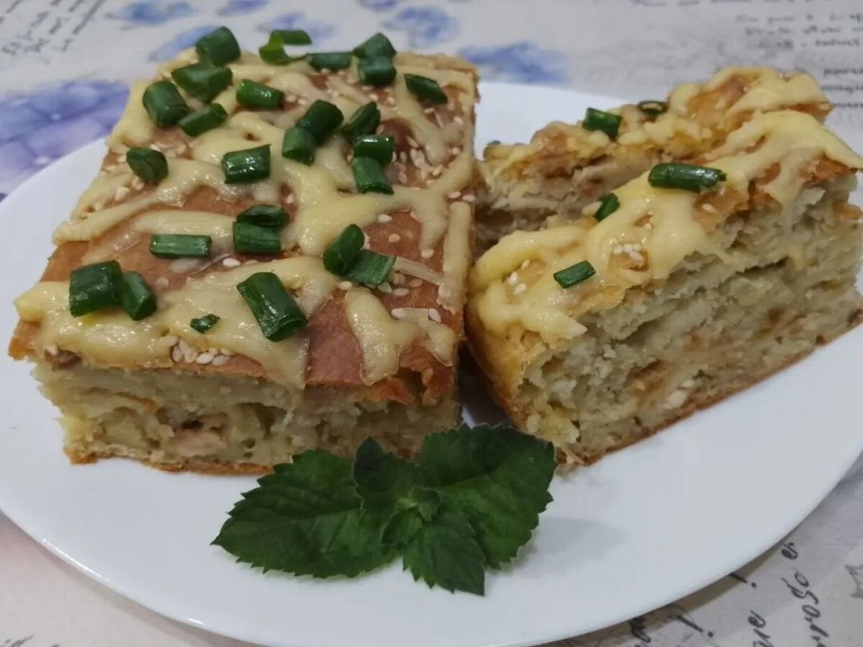 Необычный заливной пирог с мясом и сыром для гурманов