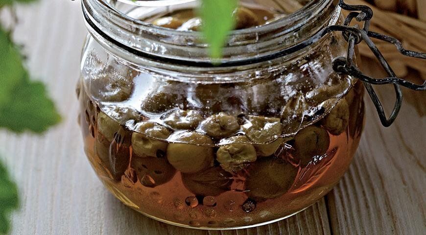 Варенье из крыжовника: секреты приготовления даже из недозрелых ягод